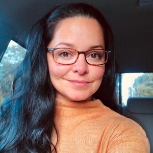 Meet your Posher, Holly